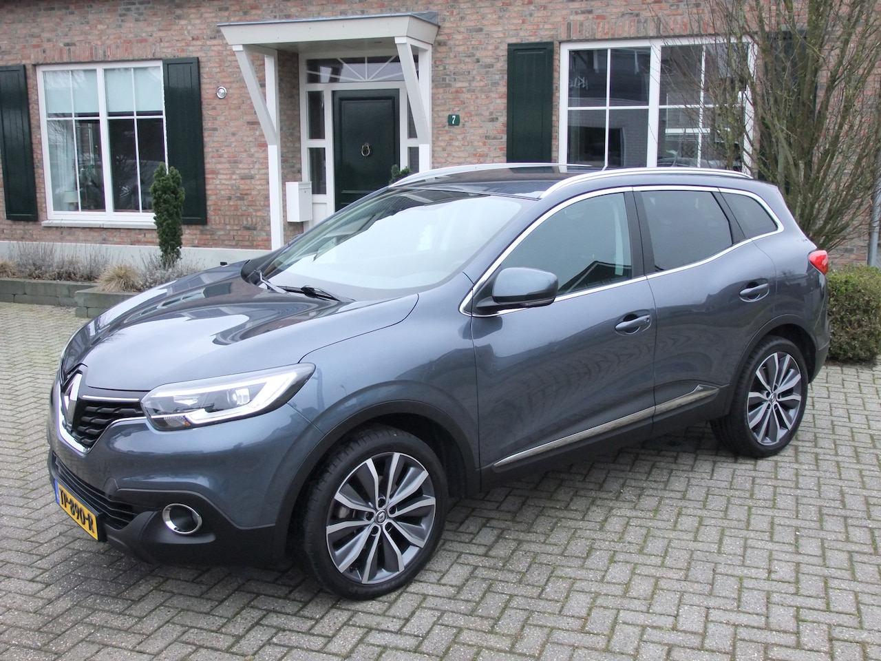 Renault Kadjar - 1.2 TCe Zen 1.2 TCe Zen , Climate , Cruise control , Trekhaak , Keyless enz. - AutoWereld.nl