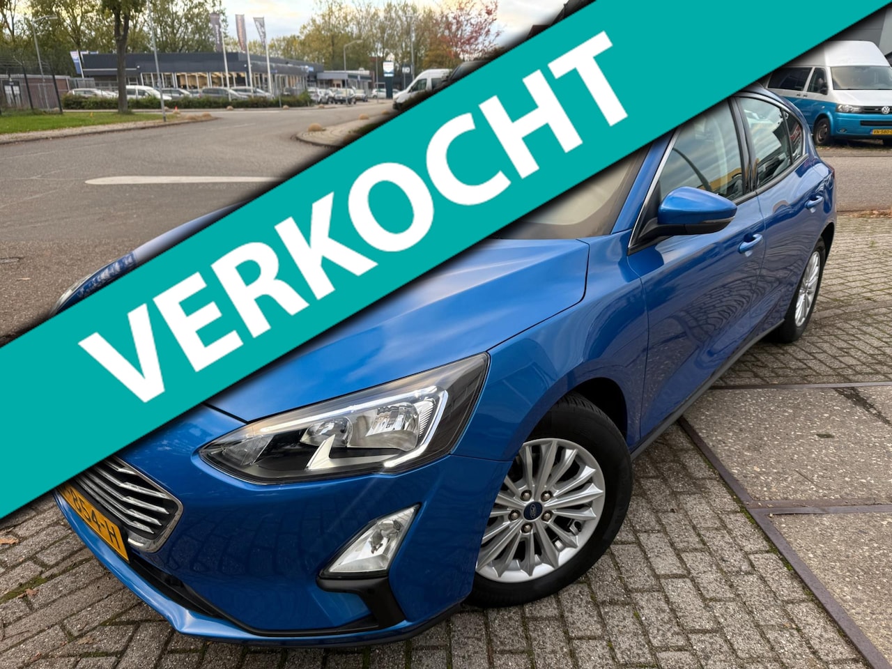 Ford Focus - 1.0 EcoBoost Titanium Business AUTOMAAT 125PK LAGE KM STAND 2019 - AutoWereld.nl