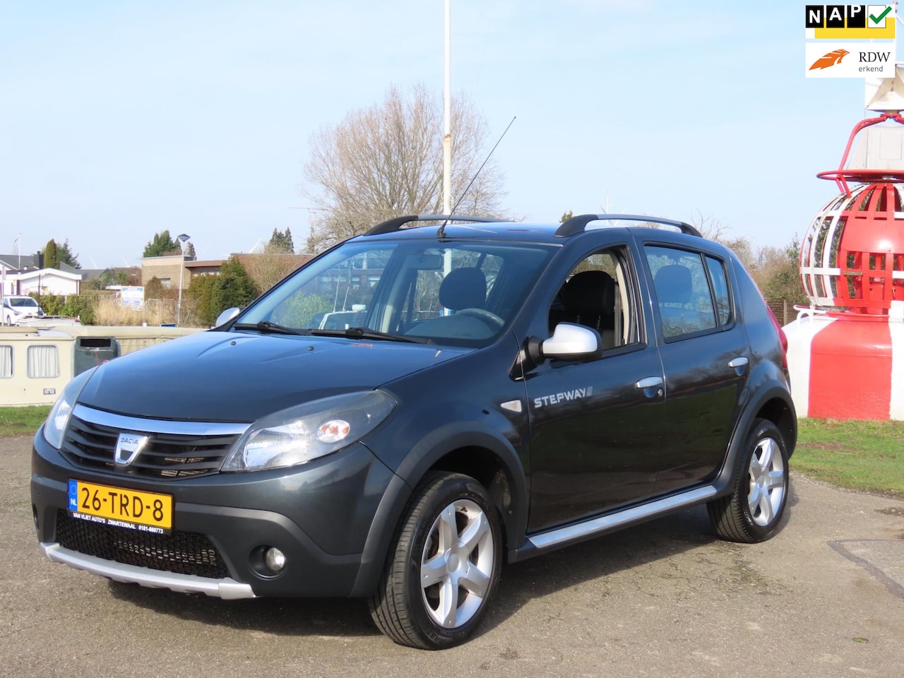 Dacia Sandero Stepway - 1.6 - AutoWereld.nl