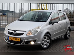 Opel Corsa - 1.2-16V Essentia | AIRCO |