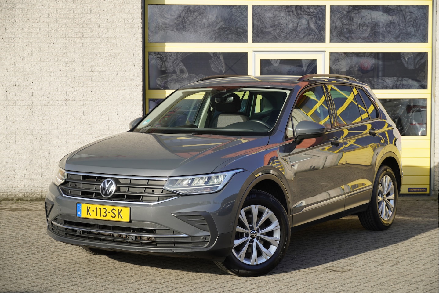 Volkswagen Tiguan - 1.5 TSI Life BJ2021 Lmv 17" | Led V+A | Pdc | App-Connect | Navigatiesysteem ( Niet vrijge - AutoWereld.nl