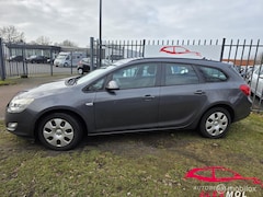 Opel Astra Sports Tourer - 1.4 Cosmo