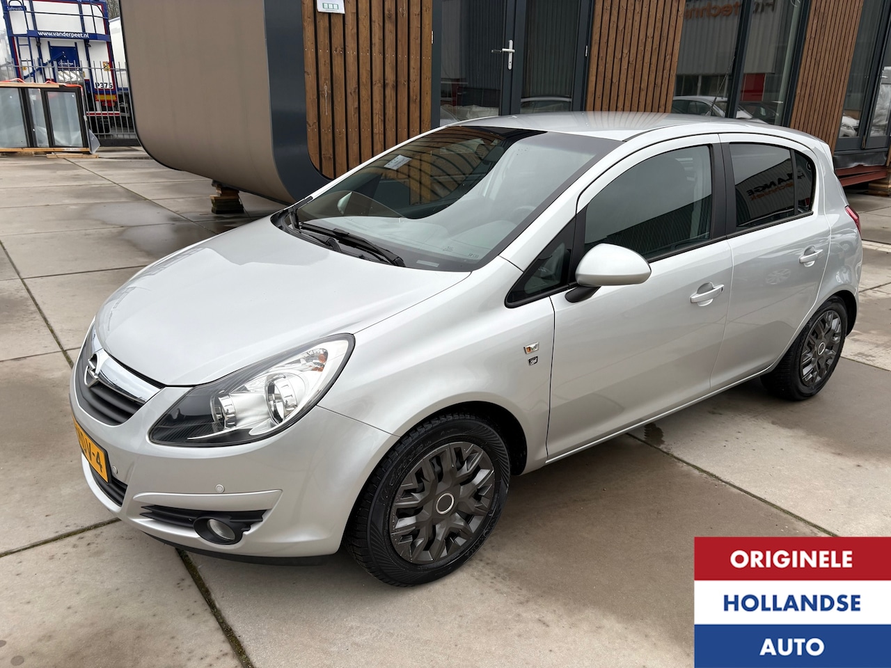 Opel Corsa - 1.2-16V Sport Parksensor V+A Trekhaak Winterset - AutoWereld.nl