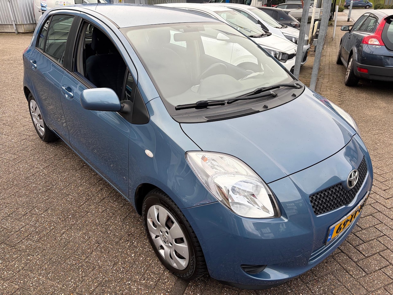 Toyota Yaris - 1.3 16V VVTI 5-DRS Sol - 1e Eigenaar - Airco - AutoWereld.nl
