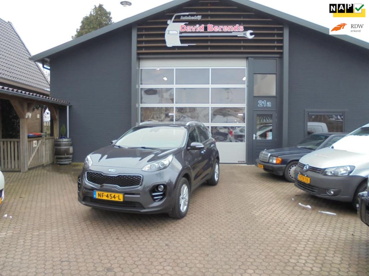 Kia Sportage - 1.6 GDI DynamicLine 1.6 GDI DynamicLine, Trekhaak, Camera - AutoWereld.nl