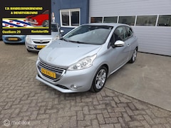 Peugeot 208 - 1.4 VTi Allure