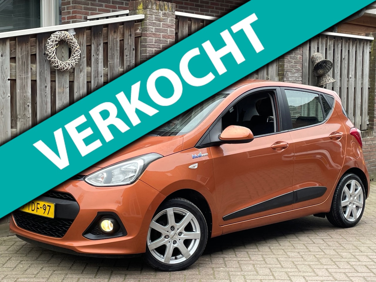 Hyundai i10 - 1.0i i-Motion Comfort AIRCO/CLIMA, 5-deurs, LM velgen, 142DKM - AutoWereld.nl