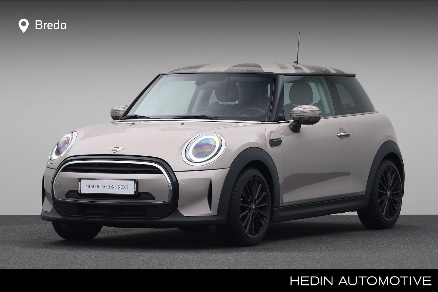 MINI One - 3-Deurs 1.5 Business Edition | 17 inch JCW wielen | Sportstoelen | Parkeersensoren achter - AutoWereld.nl