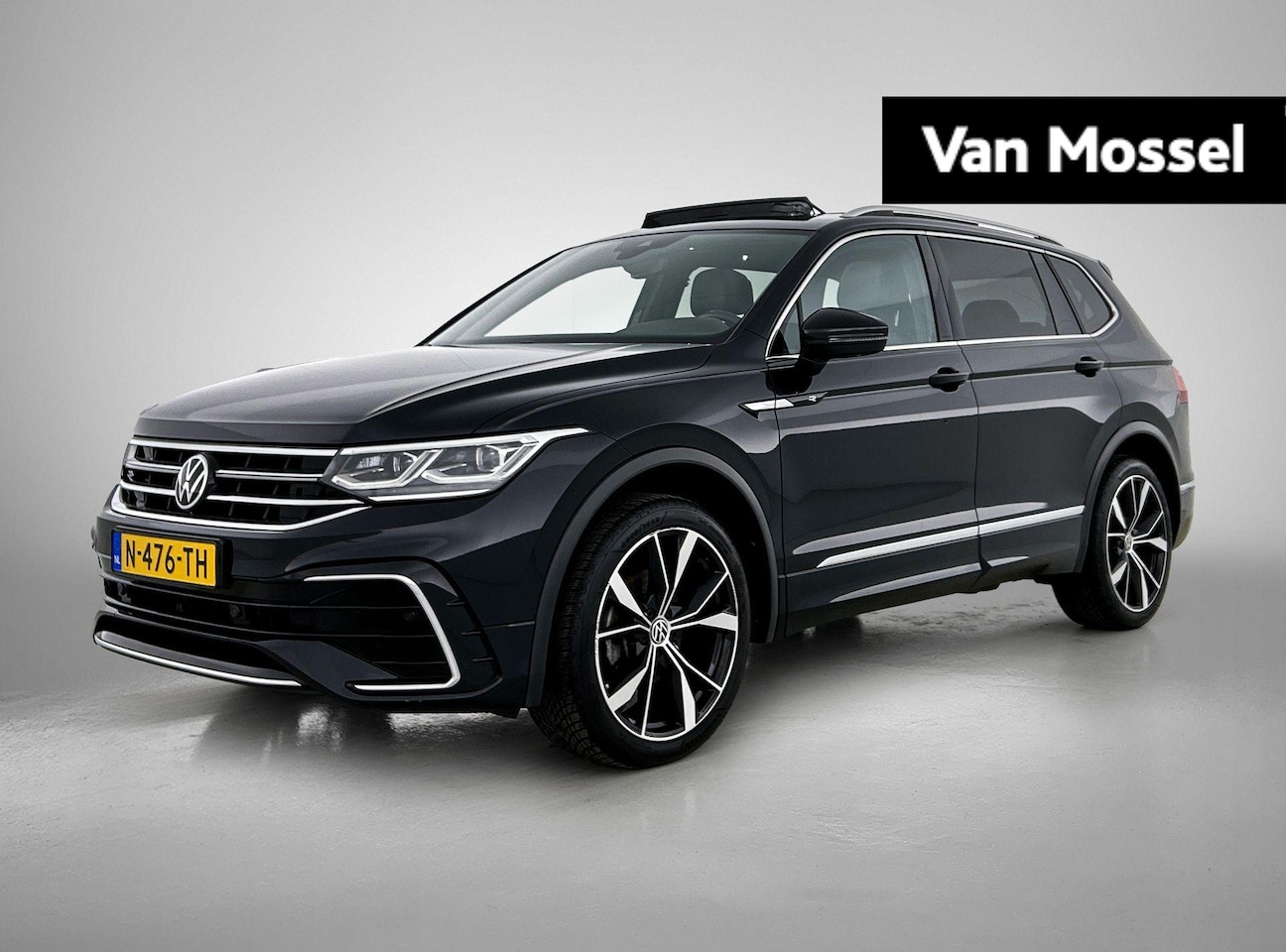 Volkswagen Tiguan Allspace - 1.5 TSI R-Line 7p. 150 PK | Automaat | Elektrisch Panoramadak | Camera | Apple Carplay | A - AutoWereld.nl