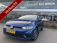 Volkswagen Polo - 1.0 TSI Life Edition Achteruitrijcamera - Cruise control - Airco - Apple carplay - Navigat
