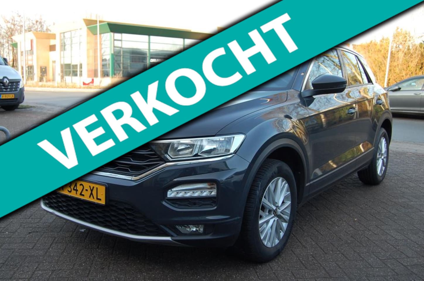 Volkswagen T-Roc - 1.0 TSI BM 110PK Style Airco / Navi / PDC / A.U.R Camera - AutoWereld.nl