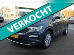 Volkswagen T-Roc - 1.0 TSI BM 110PK Style Airco / Navi / PDC / A.U.R Camera