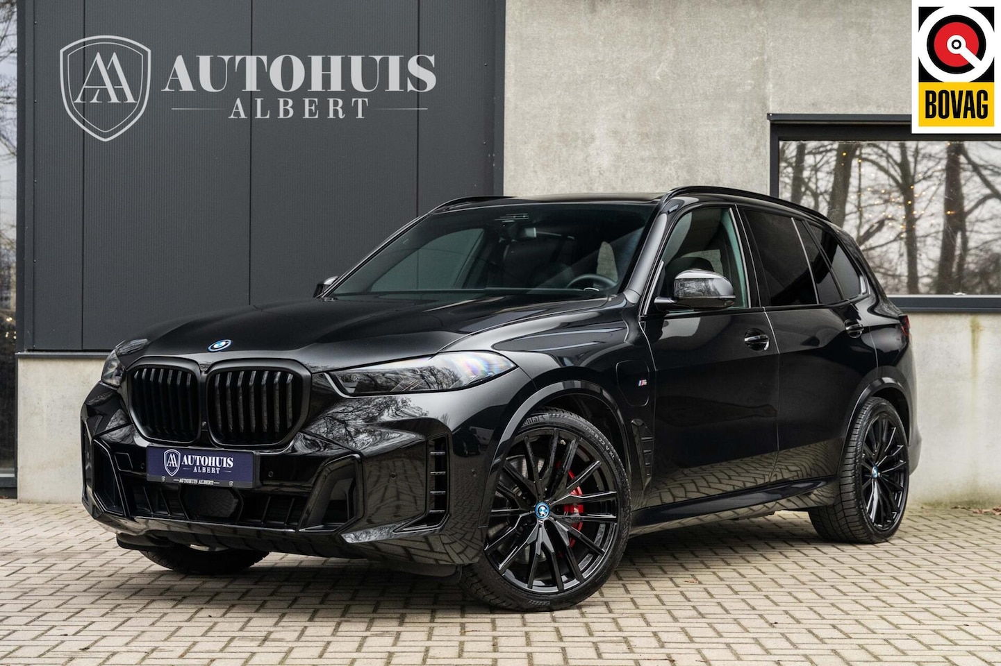 BMW X5 - xDrive50e M Sport Pro M Perf. Seats 22'' Carbon Black - AutoWereld.nl