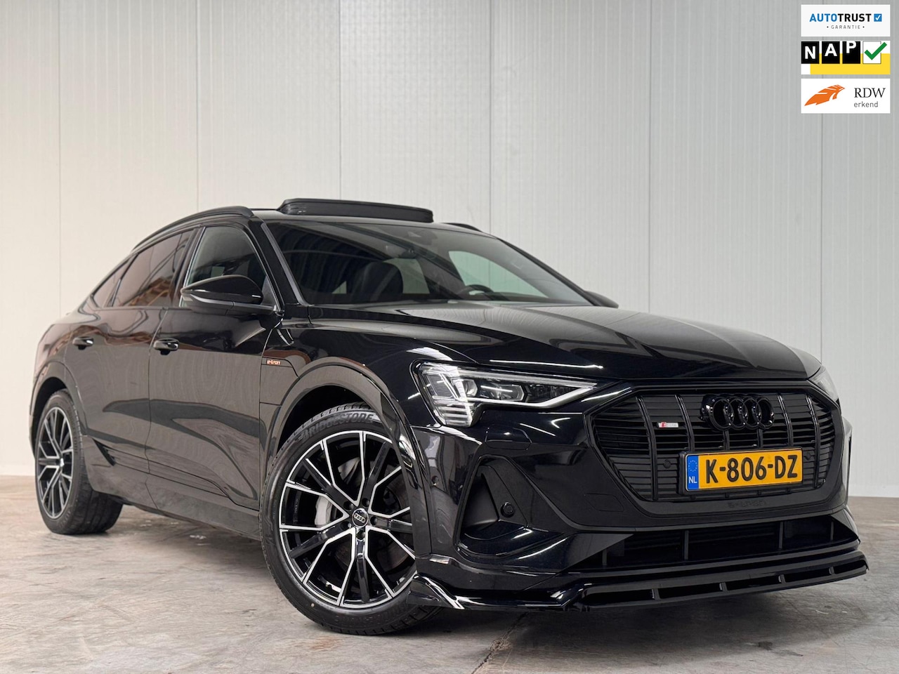 Audi e-tron Sportback - 55 quattro S-LINE SOH 93.4% l B&O l SFEER l PANO l KEYLESS l TREKHAAK l CAMERA l CARPLAY l - AutoWereld.nl