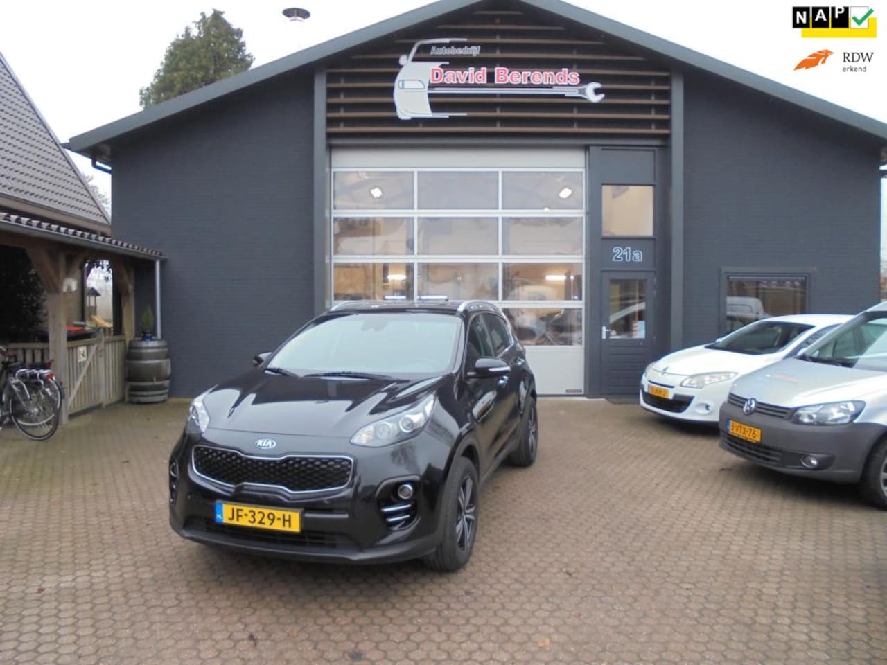 Kia Sportage - 1.6 GDI First Edition 1.6 GDI First Edition, Afneembare trekhaak, Camera - AutoWereld.nl