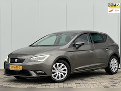 SEAT Leon - 1.6 TDI Style Connect MET SCHADE VOOR EN ACHTER (0031614701418)