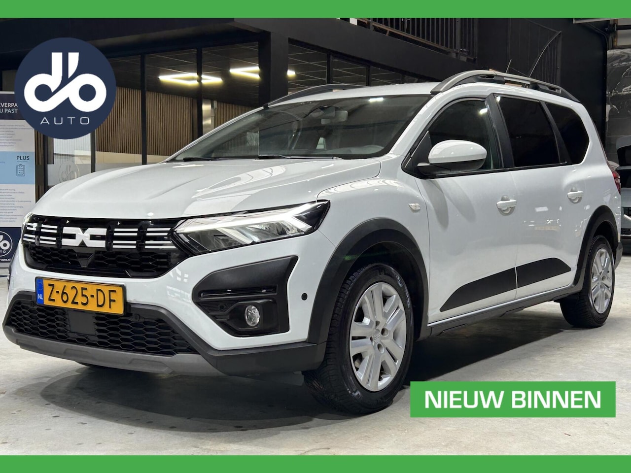 Dacia Jogger - 1.0 TCe 100 ECO-G Expression 7 PERSOONS I NAVI + CAMERA I ORG.NL + NAP + DEALER O.H. - AutoWereld.nl