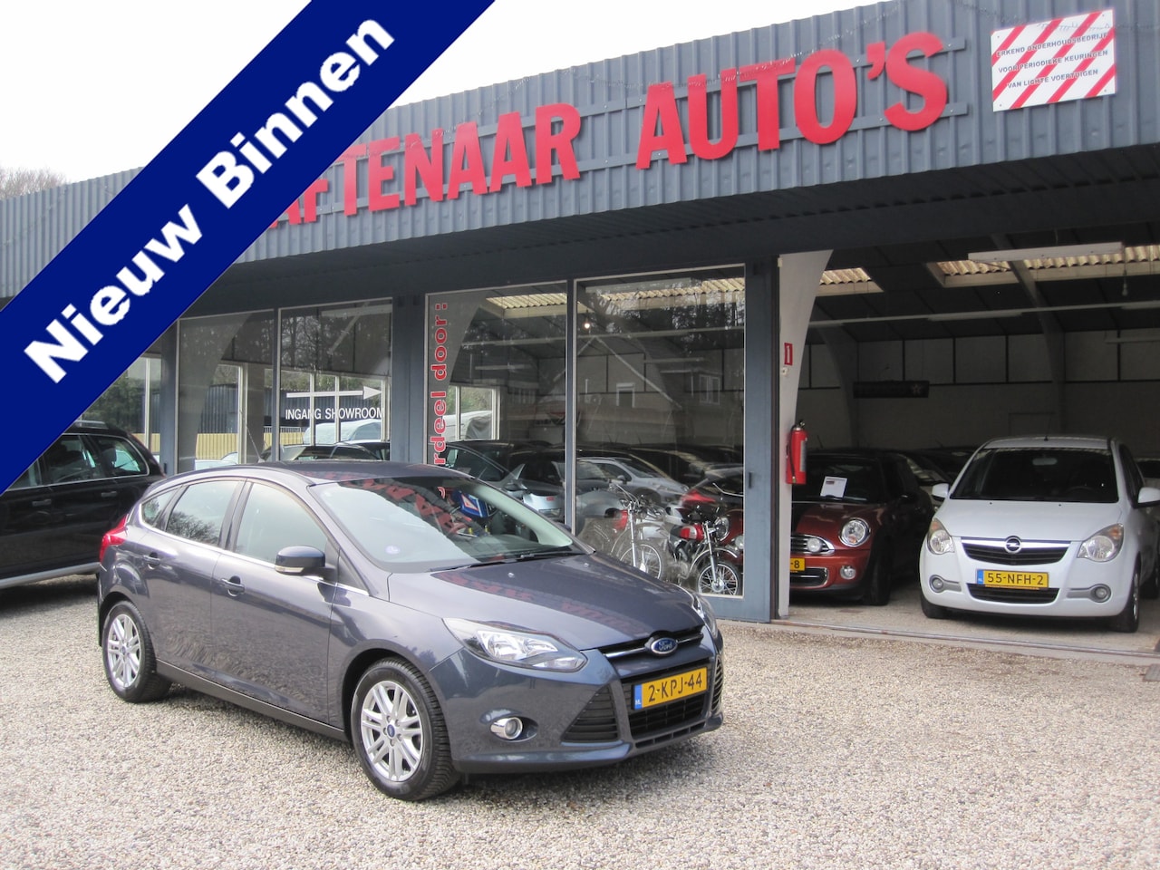 Ford Focus - 1.0 EcoBoost Titanium zeer nette auto met nieuwe apk met trekhaak - AutoWereld.nl