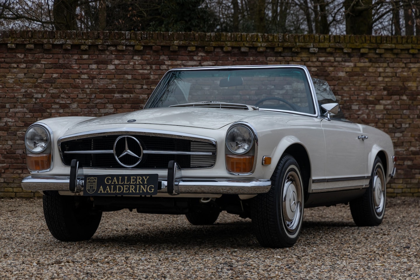 Mercedes-Benz SL-klasse Cabrio - 280 Pagode Matching numbers, Manual, Fully restored condition - AutoWereld.nl