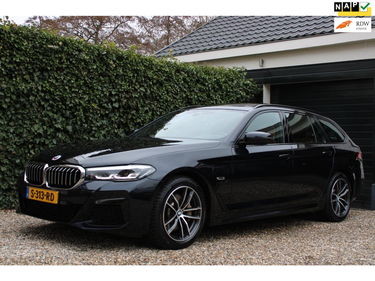 BMW 5-serie Touring - 530e Business Edition Plus | M-pakket - AutoWereld.nl
