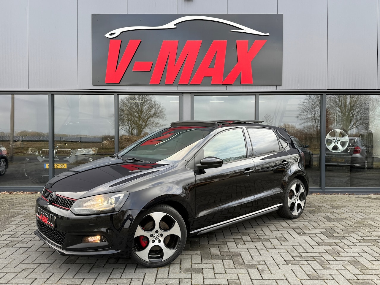 Volkswagen Polo - 1.4 TSI GTI DSG Pano LED Stoelvw. Alcantara - AutoWereld.nl