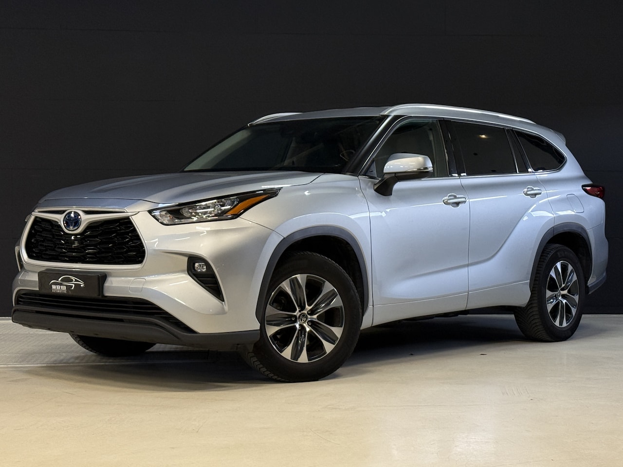 Toyota Highlander - 2.5 AWD Hybrid Style | Camera | Leder | Stoelverwarming - AutoWereld.nl