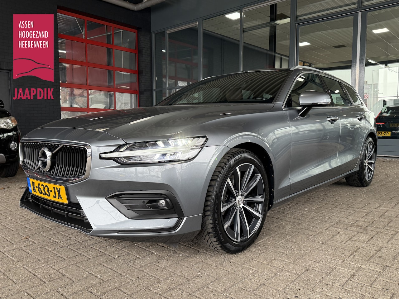 Volvo V60 - BWJ 2021 2.0 B4 200 PK Inscription AUTOMAAT! NIEUW BINNEN! - AutoWereld.nl