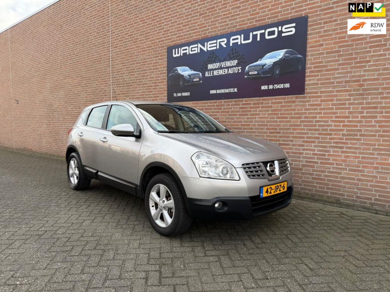 Nissan Qashqai - 2.0 Acenta Afneembare-Trekhaak Airco Cruise-control PDC - AutoWereld.nl
