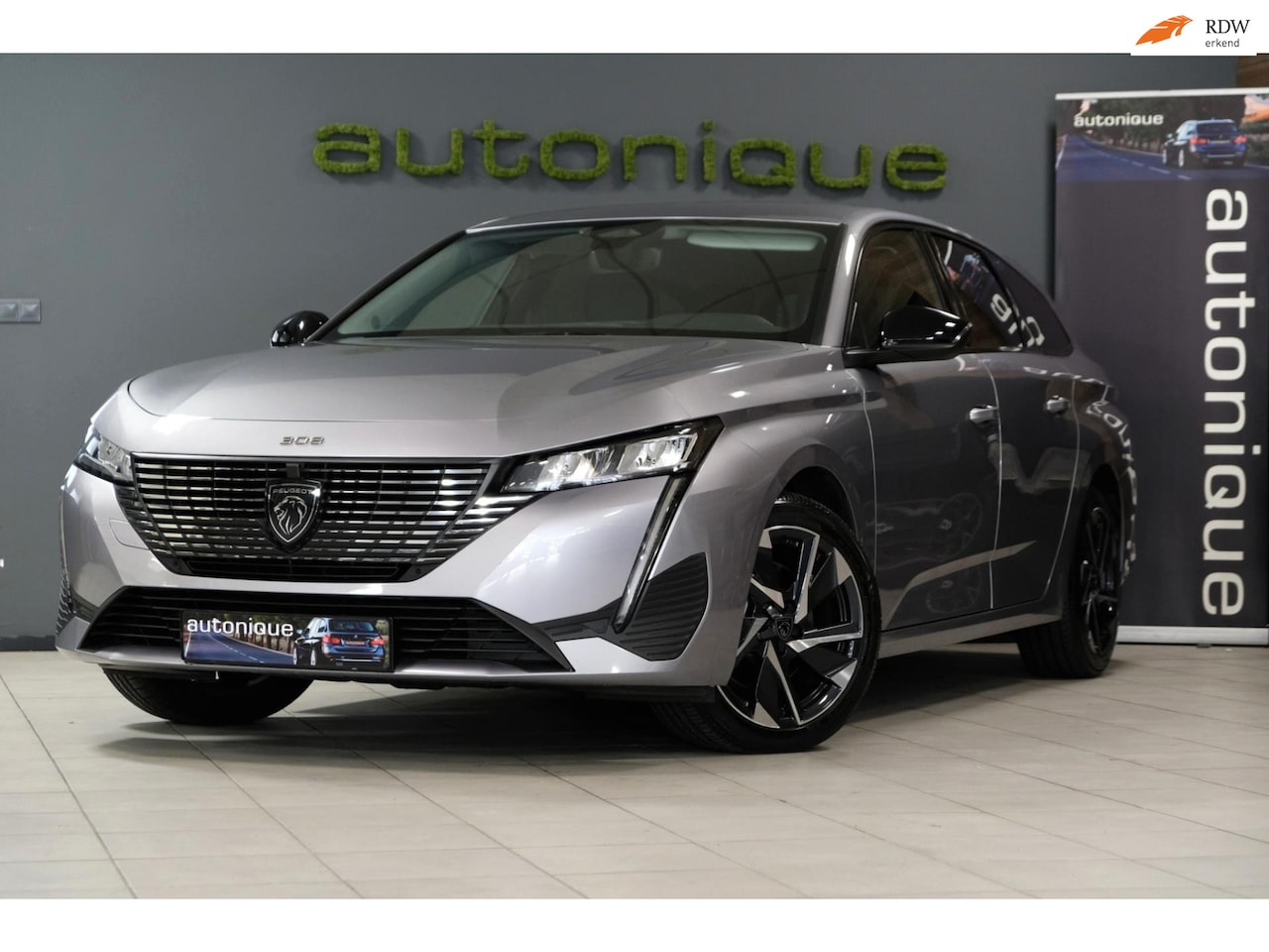 Peugeot 308 SW - 1.2 PureTech Allure Pack Business *28.984km* Navi/Adaptieve Cruise/Camera/ADAS/MirrorScree - AutoWereld.nl