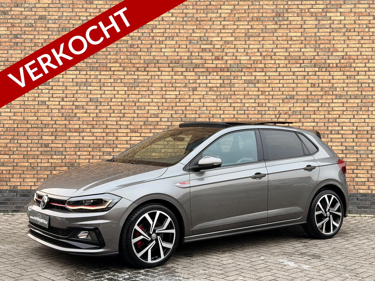 Volkswagen Polo - 2.0 TSI GTI Pano Blind Virtual Acc Stoelvw Led Alca Climatr - AutoWereld.nl
