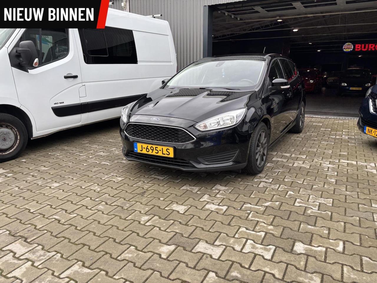 Ford Focus Wagon - 1.5 TDCI Titanium - Airco - Cruise - Navi - AutoWereld.nl