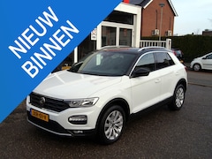 Volkswagen T-Roc - 1.5 TSI Sport Navi, Clima, Trekhaak, pdc, RIJKLAARPRIJS