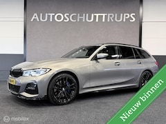 BMW 3-serie Touring - 330e M SPORT / SHADOW LINE / LASER / PANO DAK / ELEKTR.HAAK / NAP / VOL LEDER / ADAP. CRUI