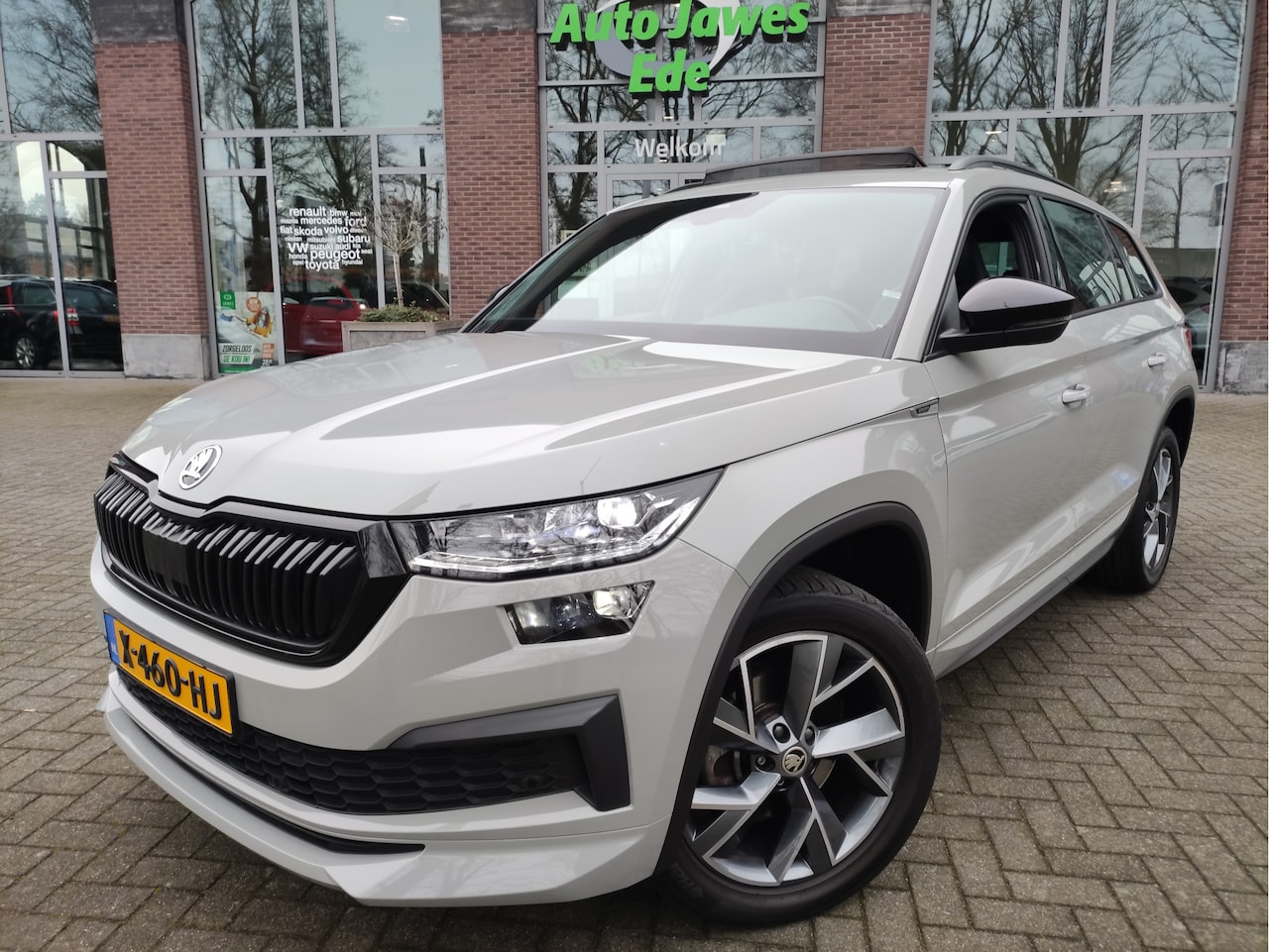 Skoda Kodiaq - 1.5 TSI DSG Sportline 7pers. Panoramadak - Adaptieve Cr.control -3e Zitrij - Elektrische - AutoWereld.nl