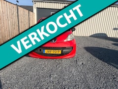 Peugeot 107 - 1.0-12V XR