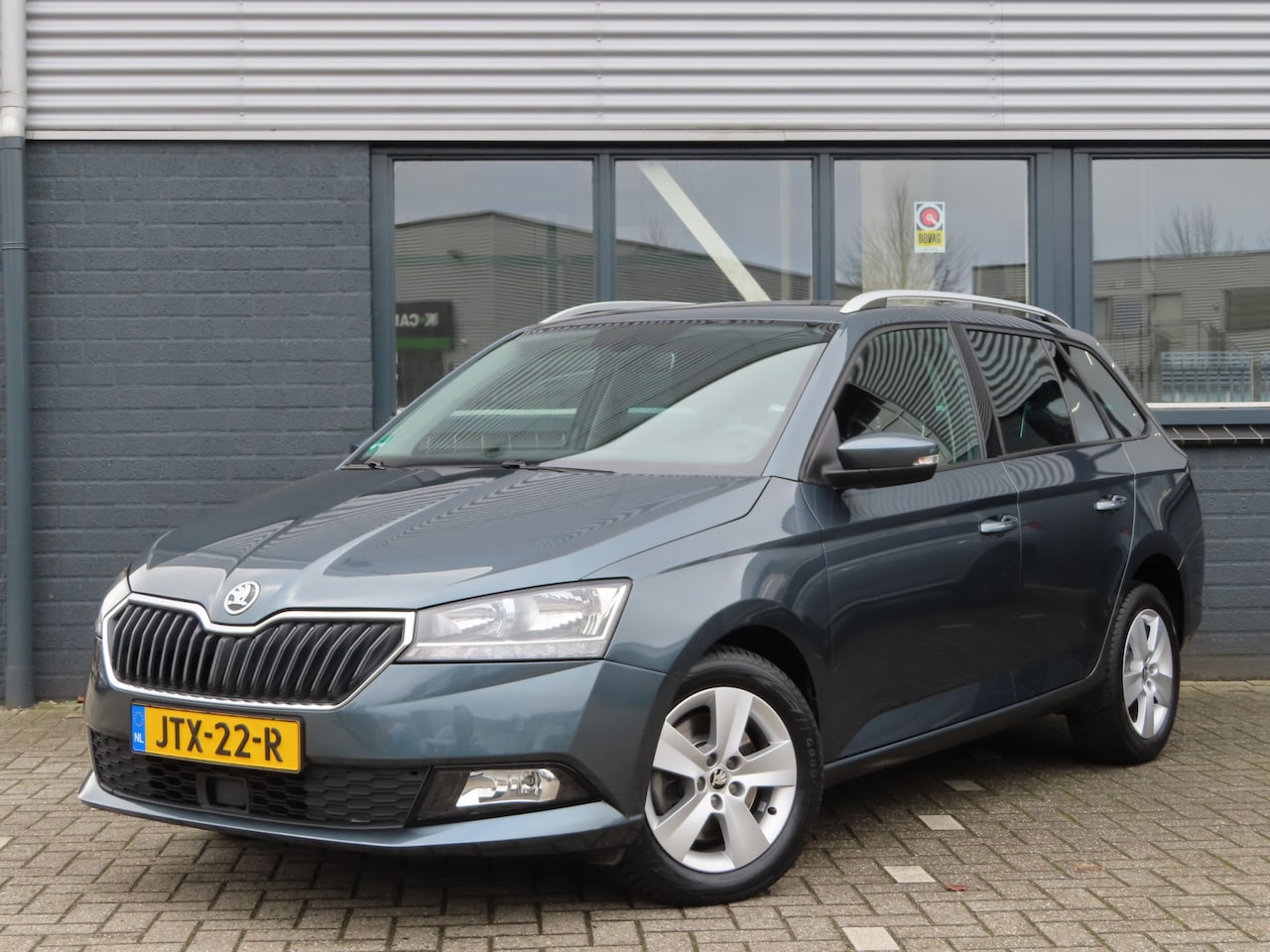 Skoda Fabia Combi - 1.0 TSI Style DSG | automatische airco | camera | stoelverwarming - AutoWereld.nl