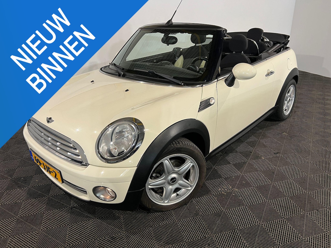 MINI Cabrio - 1.6 Cooper Chili Mini 1.6 Cooper Chili - AutoWereld.nl