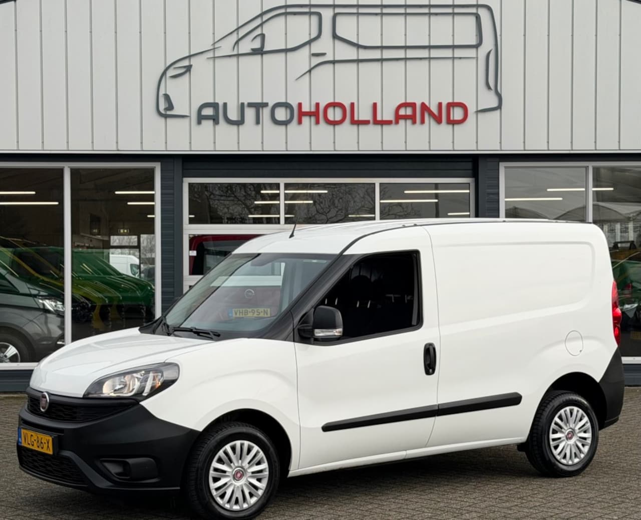 Fiat Doblò - 1.6 MJ 77KW 105PK EURO 6 3 ZITS BIJRIJDERSBANK/ AIRCO/ CRUISE CONTROL/ 100% DEALERONDERHOU - AutoWereld.nl