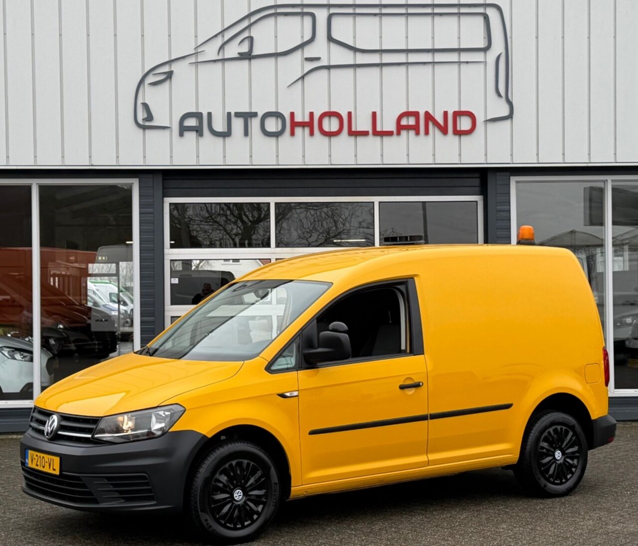 Volkswagen Caddy - 2.0 TDI 55KW 75PK EURO 6 AIRCO/ CRUISE CONTROL/ TREKHAAK/ 100% DEALERONDERHOUDEN - AutoWereld.nl