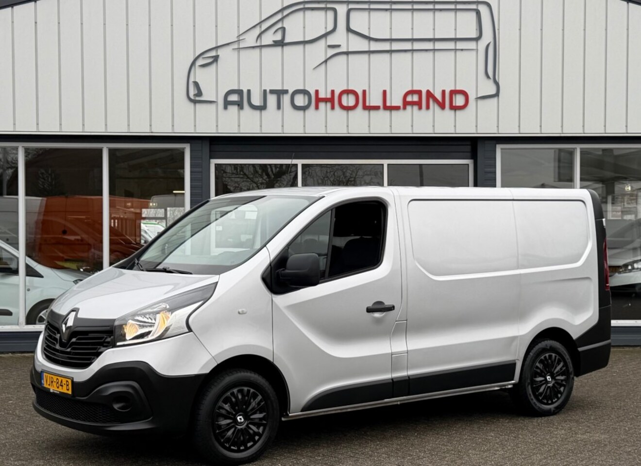 Renault Trafic - 1.6 DCI 70KW 95PK AIRCO/ CRUISE CONTROL/ CAMERA - AutoWereld.nl