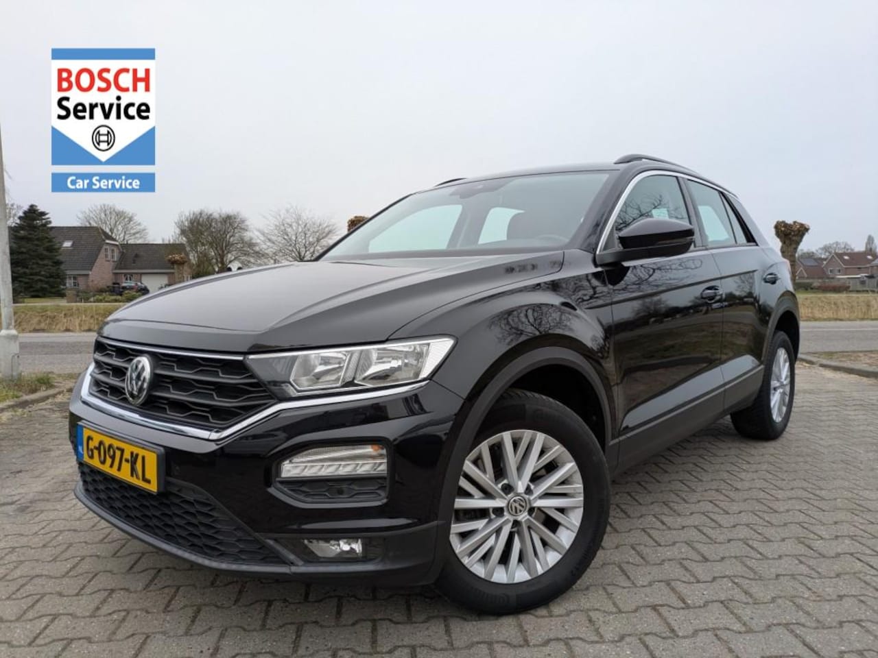 Volkswagen T-Roc - 1.0 TSI STYLE I Stoelverw. I Trekhaak I Cruise I Clima I Carplay I Lane/front assist - AutoWereld.nl