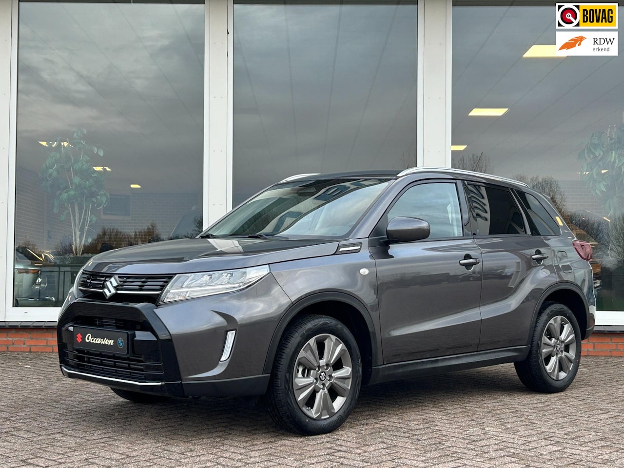 Suzuki Vitara - 1.4 Boosterjet Select Smart Hybrid - Navi - Camera - PDC - Nieuwstaat - AutoWereld.nl