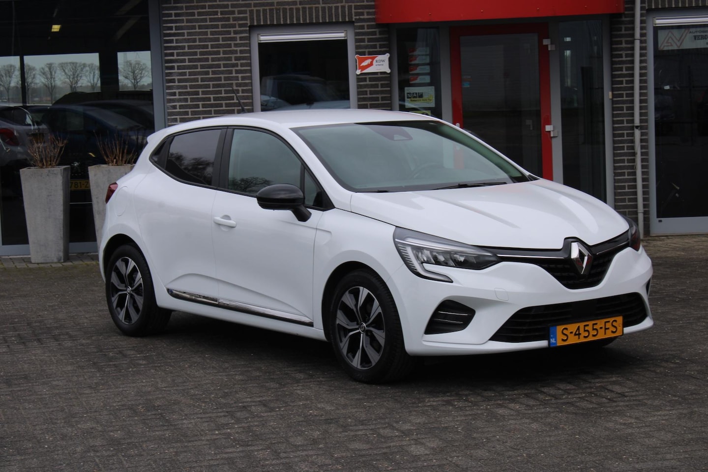 Renault Clio - 1.0 TCe 90 Evolution Camera/Led/Navi Incl Garantie!! - AutoWereld.nl