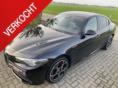 Alfa Romeo Giulia - 2.0 T Veloce AWD 38.988 KM Absoluut in nieuwstaat