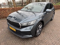 Skoda Enyaq iV - 80 BEV 204PK SOH 90% TREKHAAK/HLEER/NAV/CAMERA/LED