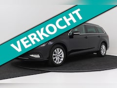 Volkswagen Passat Variant - 1.5 TSI Comfort Business | Trekhaak | CarPlay | Navigatie | Comfortstoelen | 113.000 KM |