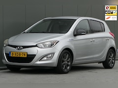 Hyundai i20 - 1.2i Go NAP Airco Cruise Elektrische ramen