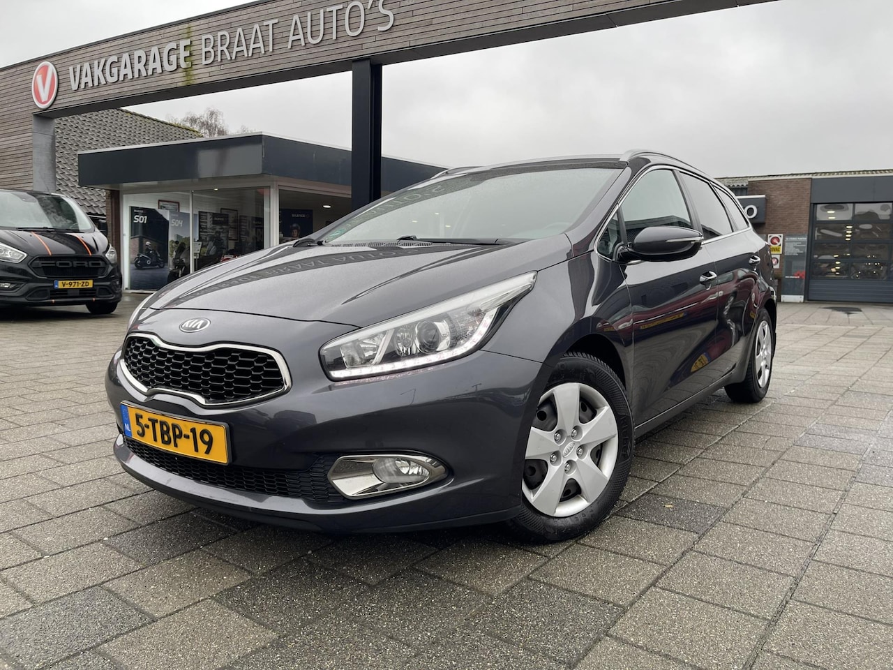 Kia Cee'd Sportswagon - 1.6 CRDi l TREKHAAK l MEENEEMPRIJS! - AutoWereld.nl