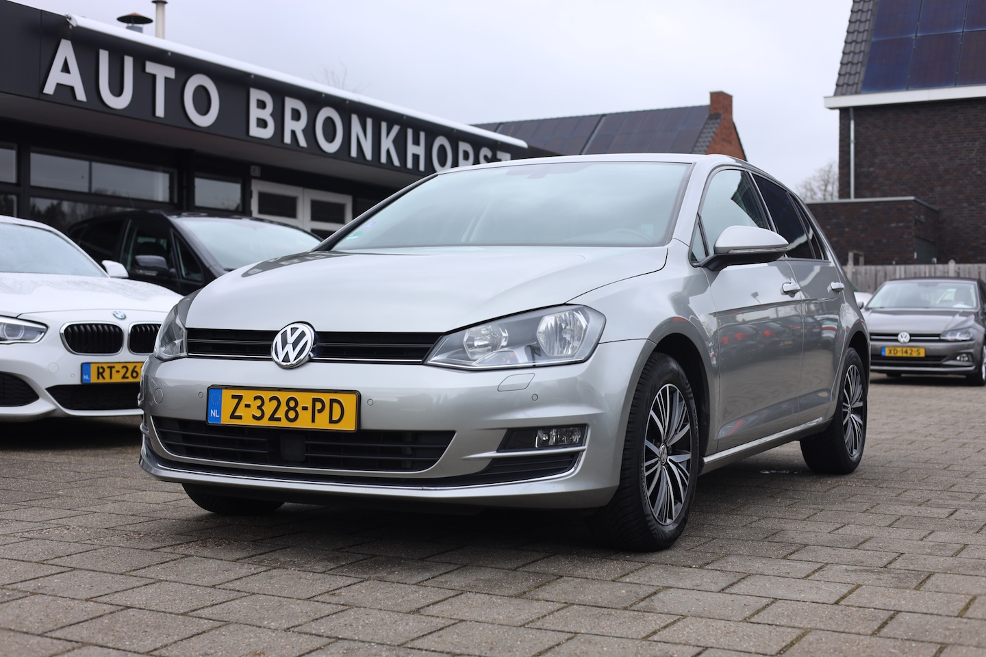 Volkswagen Golf - 1.2 TSI ALLSTAR | NAVI | CLIMA | CRUISE | CARPLAY - AutoWereld.nl