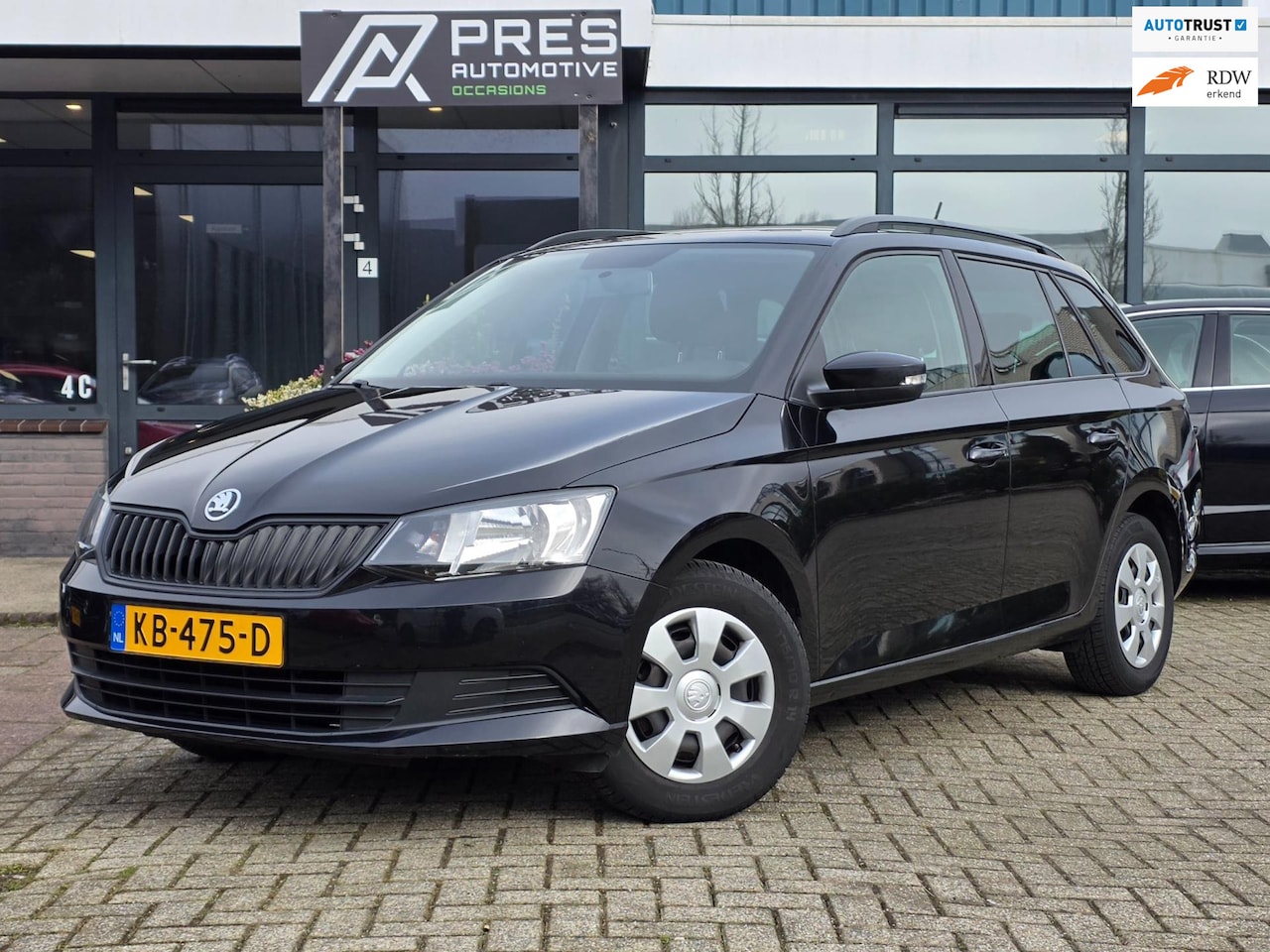 Skoda Fabia Combi - 1.0 Ambition |AIRCO|ELEKTR RAMEN|TREKHAAK - AutoWereld.nl
